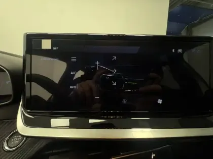 Photo 23 Peugeot 208  100 S&S BVM6