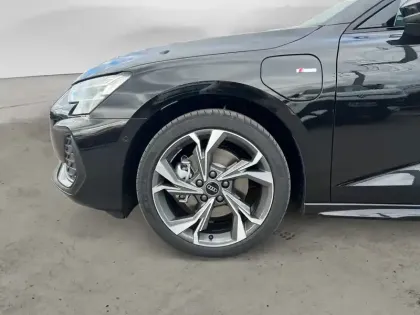 Photo 8 Audi A3  Sportback TFSI e Hybride rechargeable 204 S tronic 6