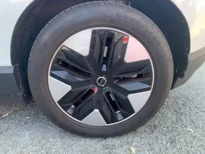 Photo 14 Volvo Ex30  Single Extended Range 272 ch 1EDT