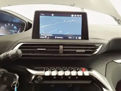 Photo 14 Peugeot 3008  Puretech 130ch S&S EAT8