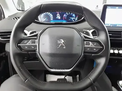 Photo 8 Peugeot 3008  Puretech 130ch S&S EAT8