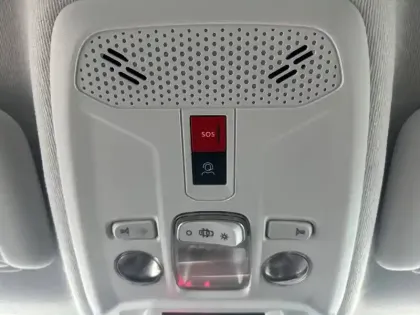 Photo 34 Peugeot 208  PureTech 75 S&S BVM5