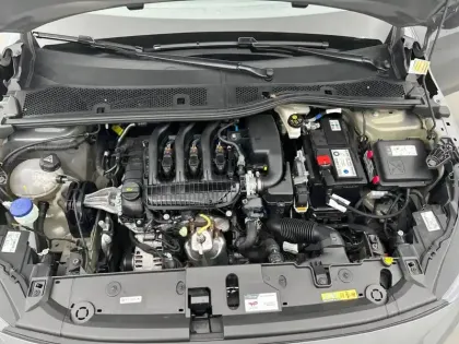 Photo 40 Peugeot 208  PureTech 75 S&S BVM5