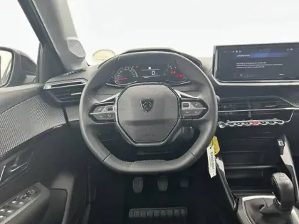 Photo 28 Peugeot 208  PureTech 75 S&S BVM5