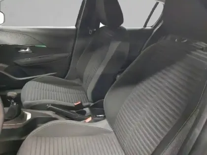 Photo 10 Peugeot 208  PureTech 75 S&S BVM5