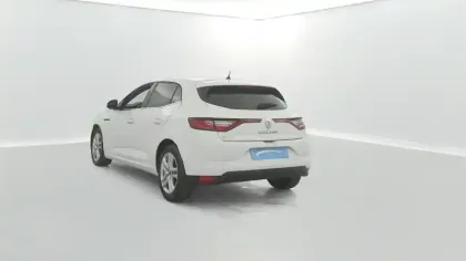 Photo 2 Renault Megane Mégane IV Berline Blue dCi 115