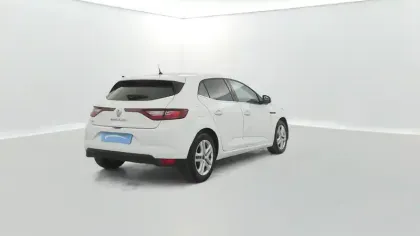 Photo 4 Renault Megane Mégane IV Berline Blue dCi 115