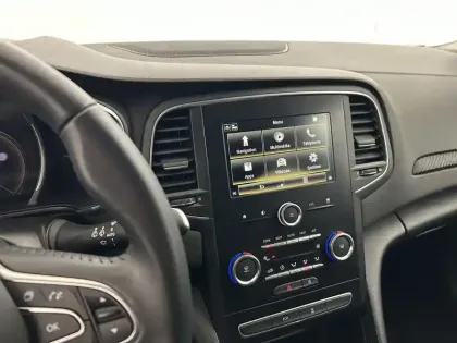 Photo 13 Renault Megane Mégane IV Berline Blue dCi 115