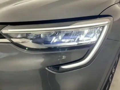 Photo 29 Renault Arkana  mild hybrid 140 EDC FAP - 22