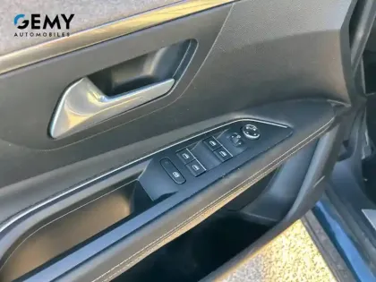 Photo 12 Peugeot 3008  Hybrid 225 e-EAT8