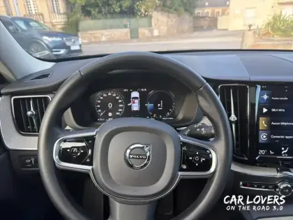Photo 10 Volvo Xc60  T8 Twin Engine 303 ch + 87 ch Geartronic 8