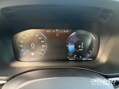 Photo 17 Volvo Xc60  T8 Twin Engine 303 ch + 87 ch Geartronic 8