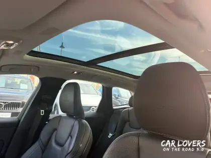 Photo 29 Volvo Xc60  T8 Twin Engine 303 ch + 87 ch Geartronic 8