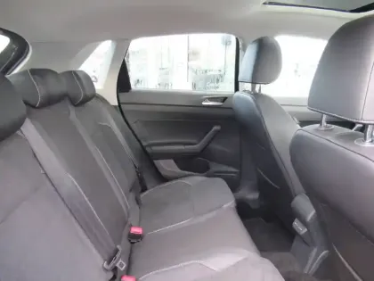 Photo 34 Volkswagen Polo  1.0 TSI 95 S&S DSG7