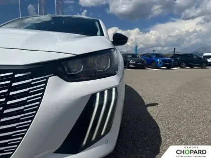 Photo 22 Peugeot 208  Hybrid 110 e-DCS6