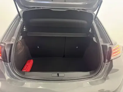 Photo 47 Peugeot 208  100 S&S BVM6