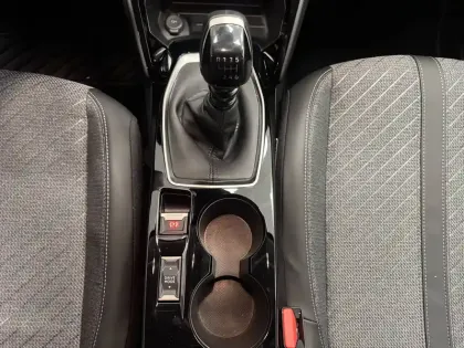 Photo 62 Peugeot 208  100 S&S BVM6