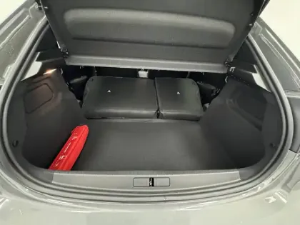 Photo 76 Peugeot 208  100 S&S BVM6