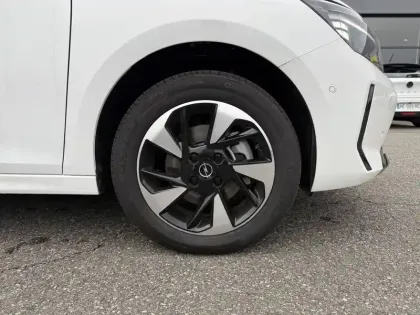 Photo 7 Opel Corsa  Electrique 156 ch Autonomie étendue & Batterie 51 kWh