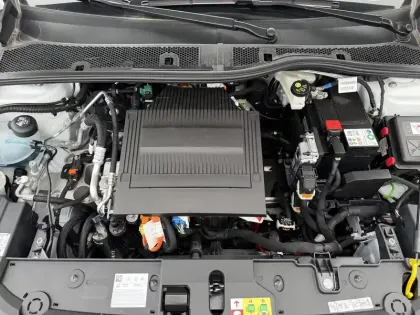 Photo 8 Opel Corsa  Electrique 156 ch Autonomie étendue & Batterie 51 kWh