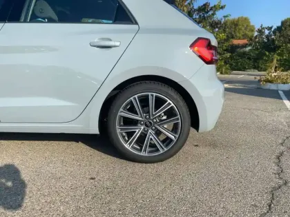 Photo 11 Audi A1  Sportback 30 TFSI 116 ch S tronic 7