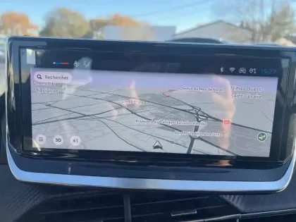 Photo 13 Peugeot 208  Hybrid 100 e-DCS6