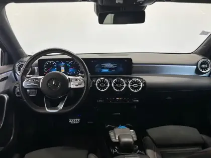 Photo 8 Mercedes Classe A  250 7G-DCT 4Matic