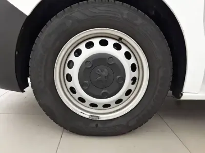 Photo 32 Peugeot Expert  FGN TOLE STANDARD BLUEHDI 180 S&S EAT8