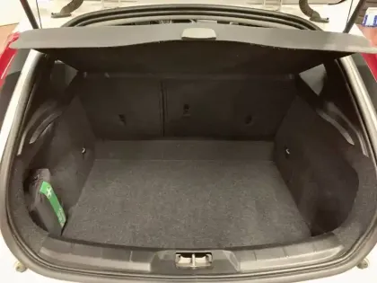 Photo 6 Volvo V40  T2 122 ch