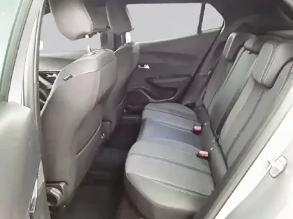 Photo 11 Peugeot 2008  BlueHDi 130 S&S EAT8