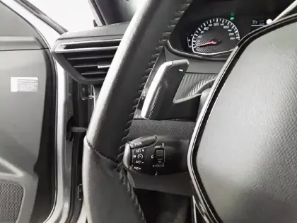 Photo 22 Peugeot 2008  BlueHDi 130 S&S EAT8