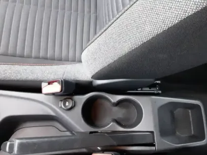 Photo 23 Peugeot 208  PureTech 75 S&S BVM5