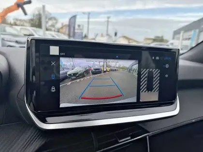 Photo 34 Peugeot 2008  Hybrid 145 e-DCS6