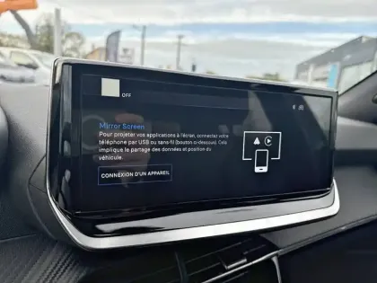 Photo 17 Peugeot 2008  Hybrid 145 e-DCS6