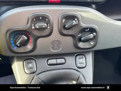 Photo 12 Fiat Panda  1.0 70 ch Hybride BSG S/S