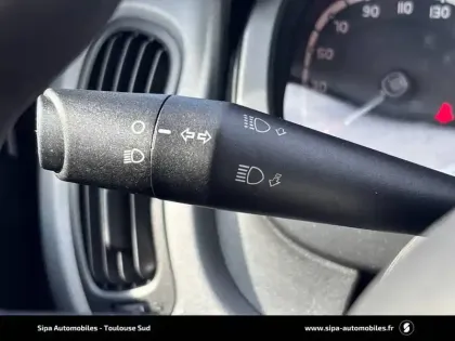 Photo 18 Fiat Panda  1.0 70 ch Hybride BSG S/S