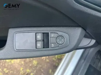 Photo 11 Renault Clio  TCe 90