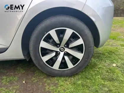 Photo 10 Renault Clio  TCe 90