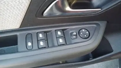 Photo 14 Citroën C4  BlueHDi 130 S&S EAT8