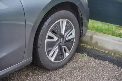 Photo 8 Skoda Fabia  1.0 TSI 95 ch BVM5