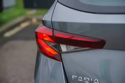 Photo 6 Skoda Fabia  1.0 TSI 95 ch BVM5