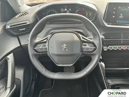 Photo 15 Peugeot 2008  Electrique 136 ch