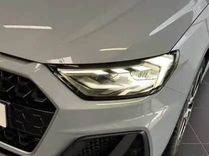 Photo 25 Audi A1  Sportback 35 TFSI 150 ch S tronic 7