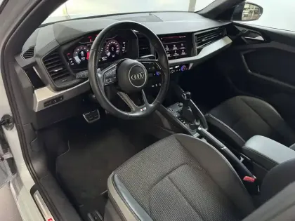 Photo 6 Audi A1  Sportback 35 TFSI 150 ch S tronic 7