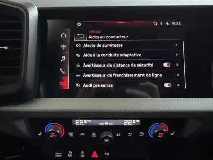 Photo 17 Audi A1  Sportback 35 TFSI 150 ch S tronic 7