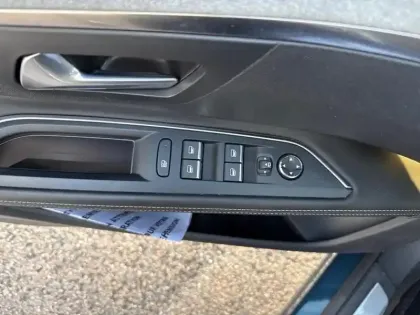 Photo 19 Peugeot 5008  BlueHDi 130ch S&S EAT8 GT Pack