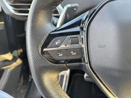 Photo 18 Peugeot 5008  BlueHDi 130ch S&S EAT8 GT Pack