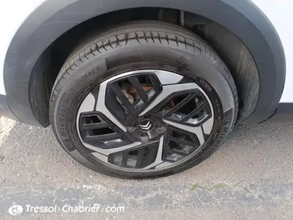 Photo 14 Citroën C4  BlueHDi 130 S&S EAT8 Shine