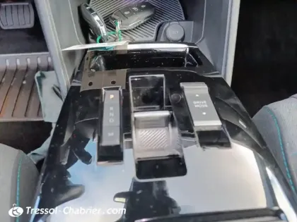 Photo 23 Citroën C4  BlueHDi 130 S&S EAT8 Shine