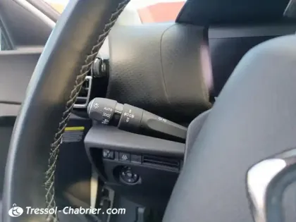 Photo 16 Citroën C4  BlueHDi 130 S&S EAT8 Shine